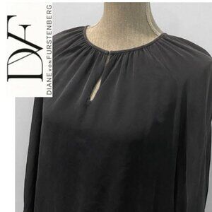 Diane von Furstenberg Silk Blouse V-Neck Long Sleeve Front Tie Size Small Black